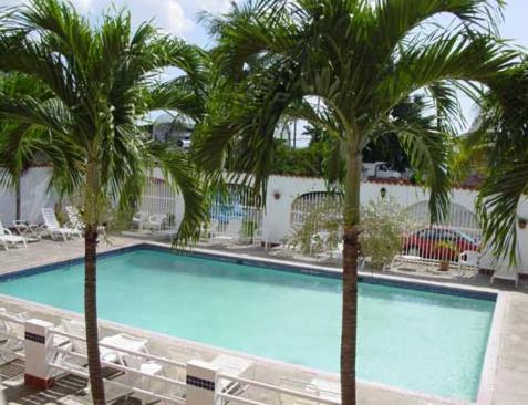 Hotel Perichi'S Cabo Rojo Exterior photo